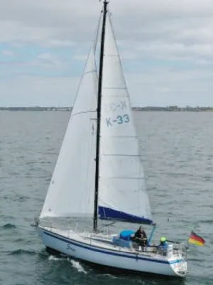 Polyester Sailboat Kalik 33 Photo 4
