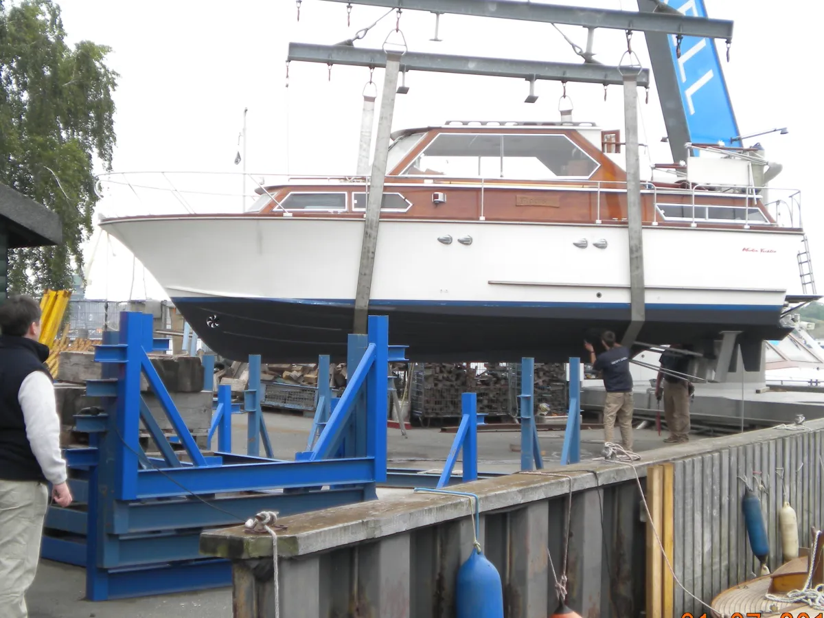 Composite Motorboat 3B Craft Mehrbettenboot