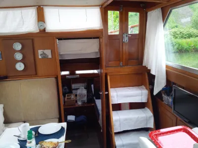 Composite Motorboat 3B Craft Mehrbettenboot Photo 9