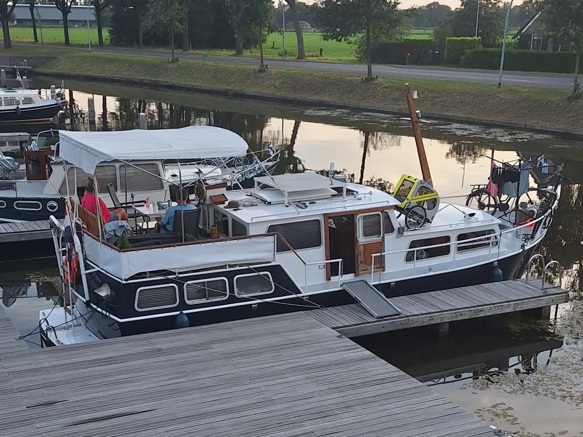 Staal Motorboot JB Kruiser Motorboot