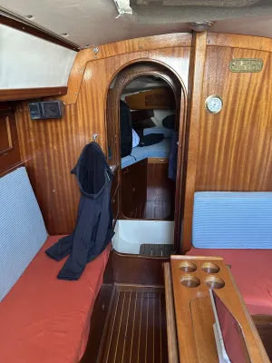 Polyester Zeilboot Bavaria 890 Foto 14