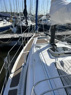 Polyester Zeilboot Bavaria 890 Foto 22