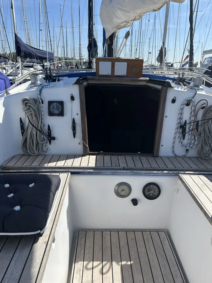 Polyester Zeilboot Bavaria 890