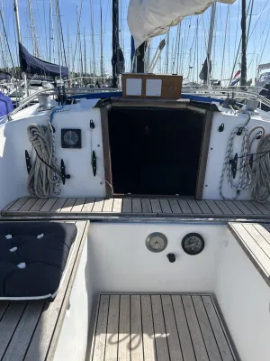 Polyester Zeilboot Bavaria 890 Foto 31