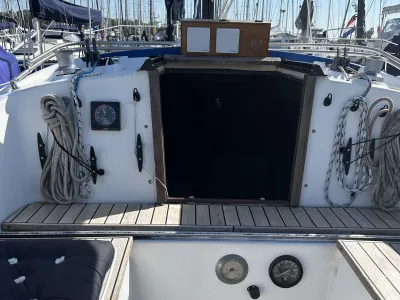 Polyester Zeilboot Bavaria 890 Foto 33