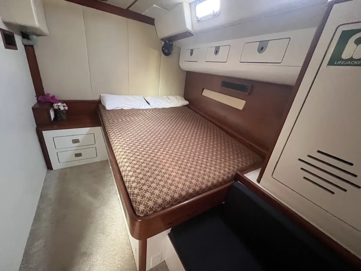 Polyester Sailboat Ocean 80