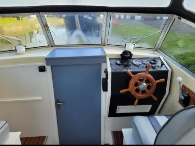 Polyester Motorboat Noorse Spitsgatter 780 Photo 4