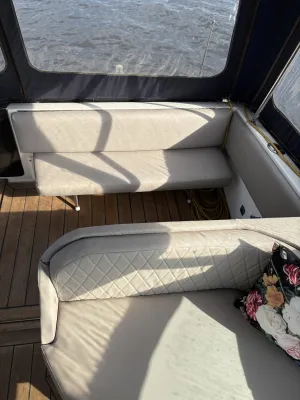 Polyester Motorboat Chaparral 2370 SL Photo 23