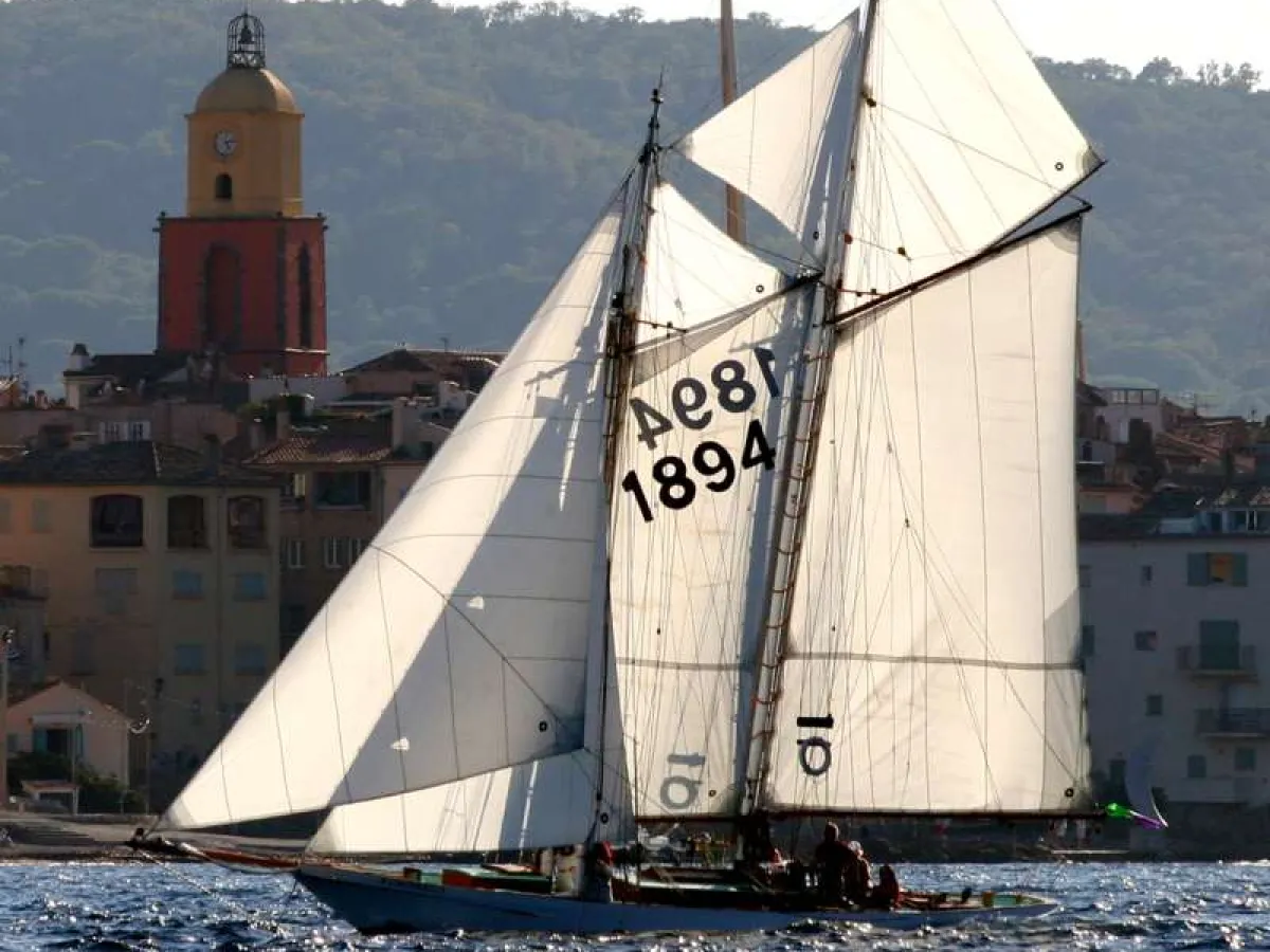 Wood Sailboat Hansen Gaff Schooner