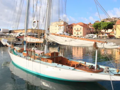 Wood Sailboat Hansen Gaff Schooner Photo 10
