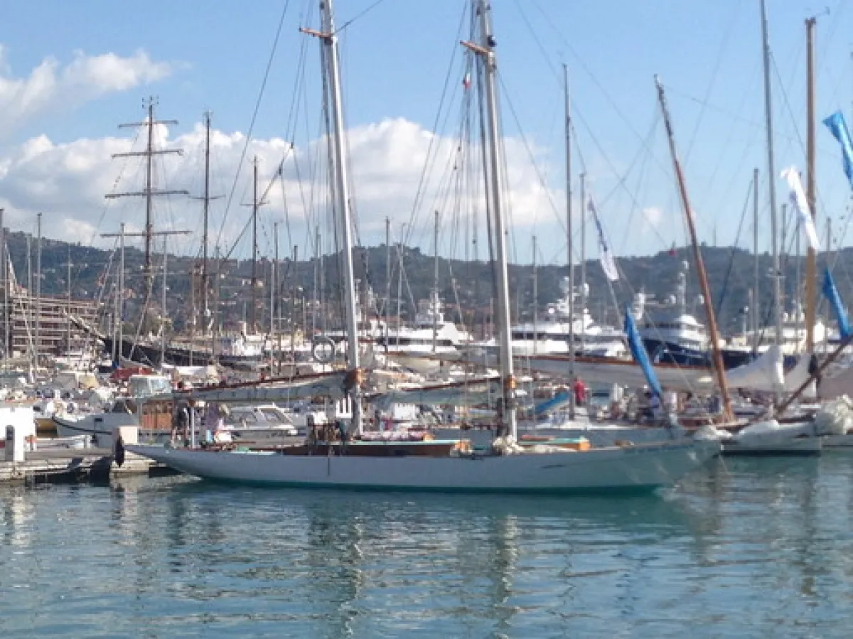 Wood Sailboat Hansen Gaff Schooner