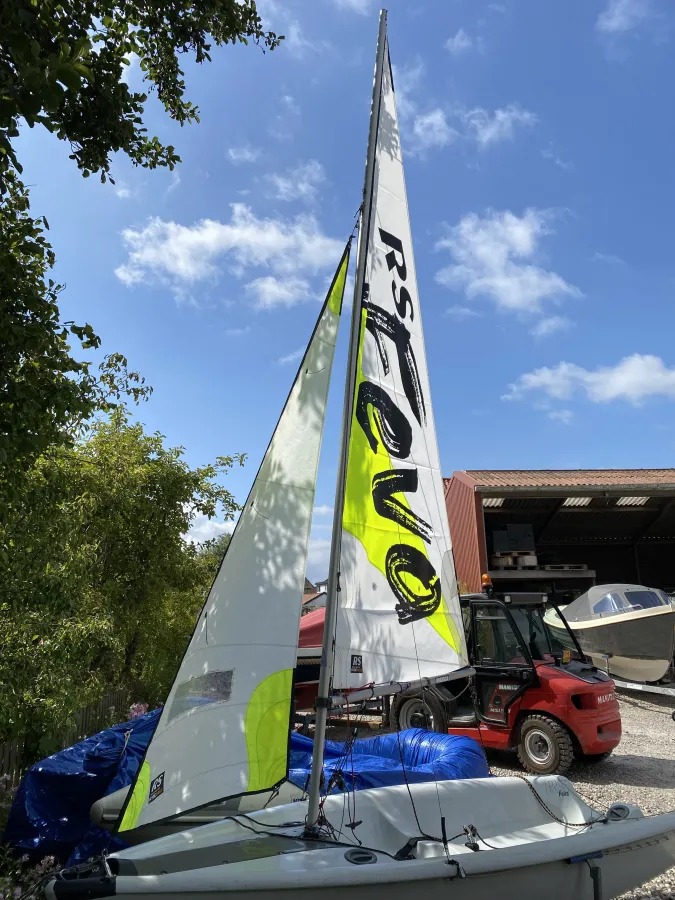 Polyester Open zeilboot RS Feva