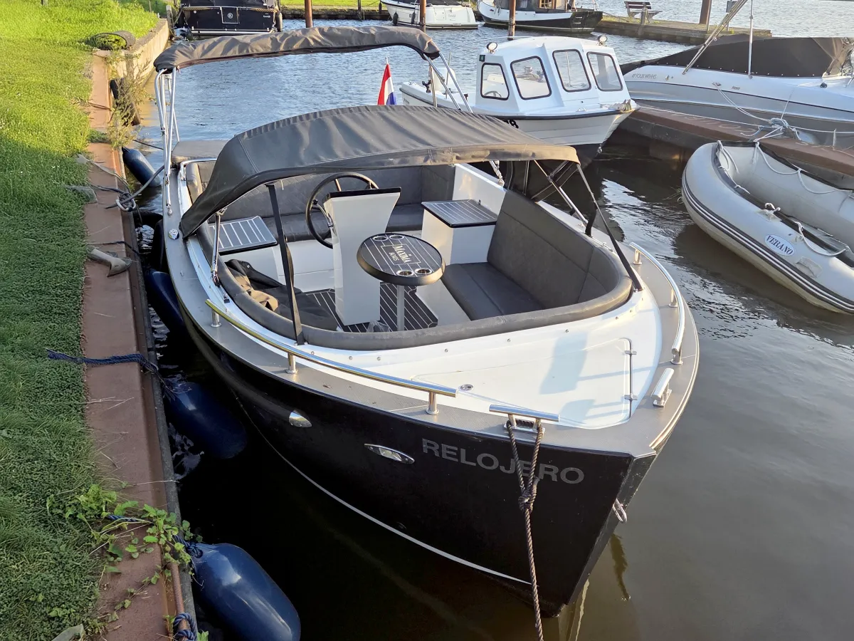 Polyester Sloep Maxima 630 tender