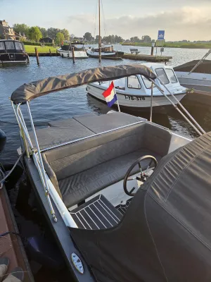 Polyester Sloep Maxima 630 tender Foto 5
