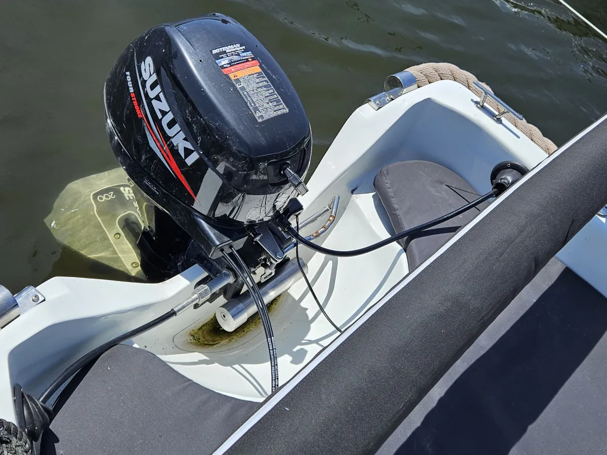 Polyester Sloop Noard G405