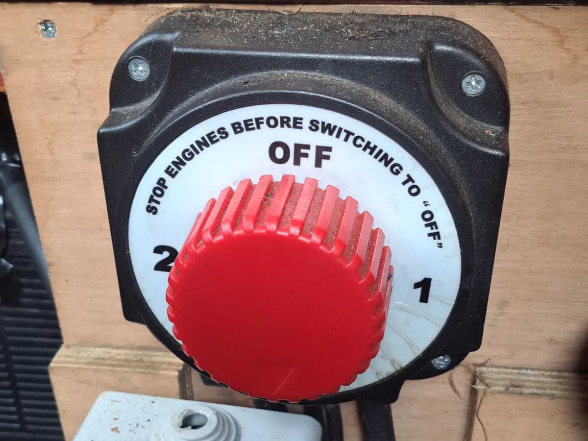 Staal Motorboot Succeskruiser 900