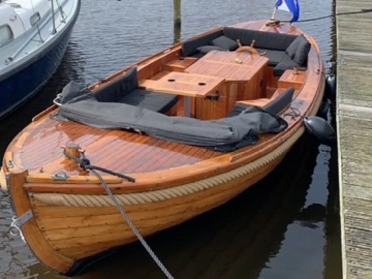 Wood Sloop Noorse Spitsgatter 700