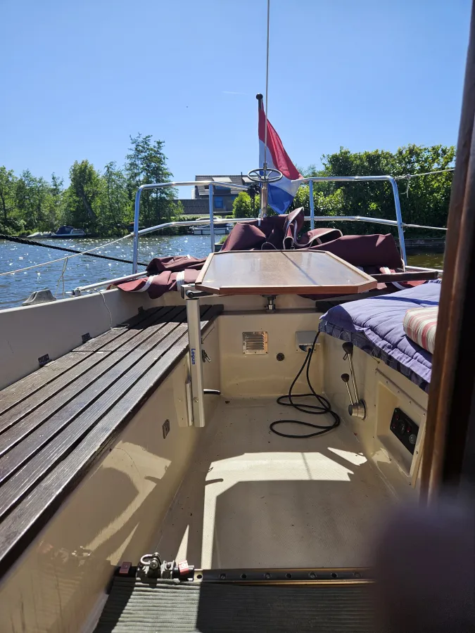 Polyester Sailboat Fellowship 27