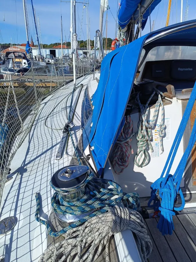 Polyester Sailboat Kalik 33