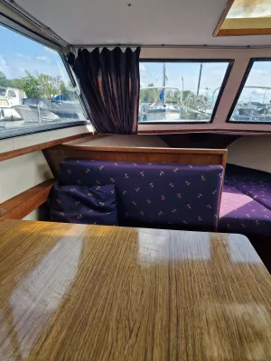 Polyester Motorboat Polaris 770 Photo 6