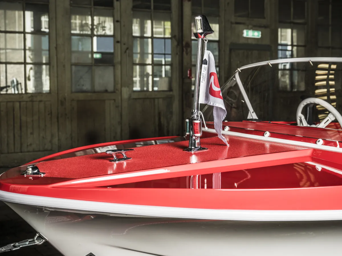 Polyester Speedboat Marino Mustang