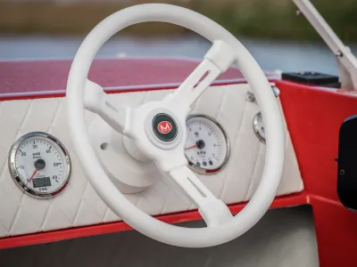 Polyester Speedboat Marino Mustang Photo 6