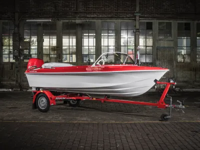 Polyester Speedboat Marino Mustang Photo 18
