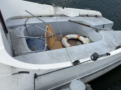Polyester Budgetboat Cabin boat 600 Photo 4