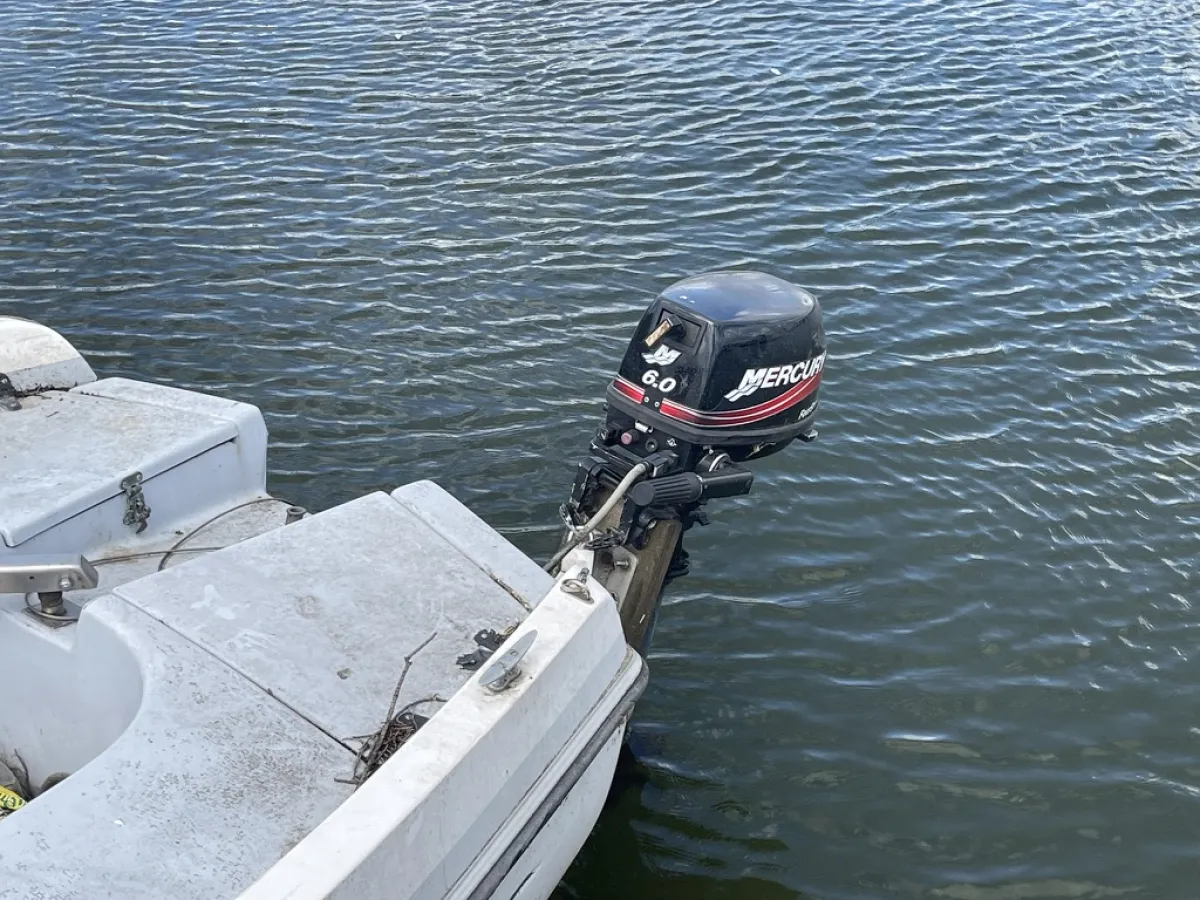 Polyester Budgetboat Cabin boat 600
