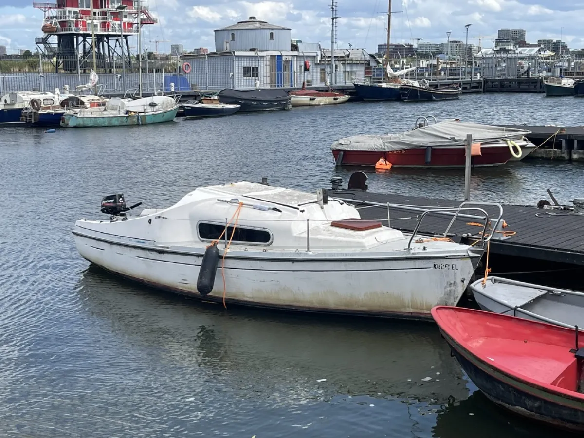 Polyester Budgetboat Cabin boat 600