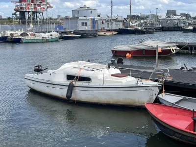 Polyester Budgetboat Cabin boat 600 Photo 1