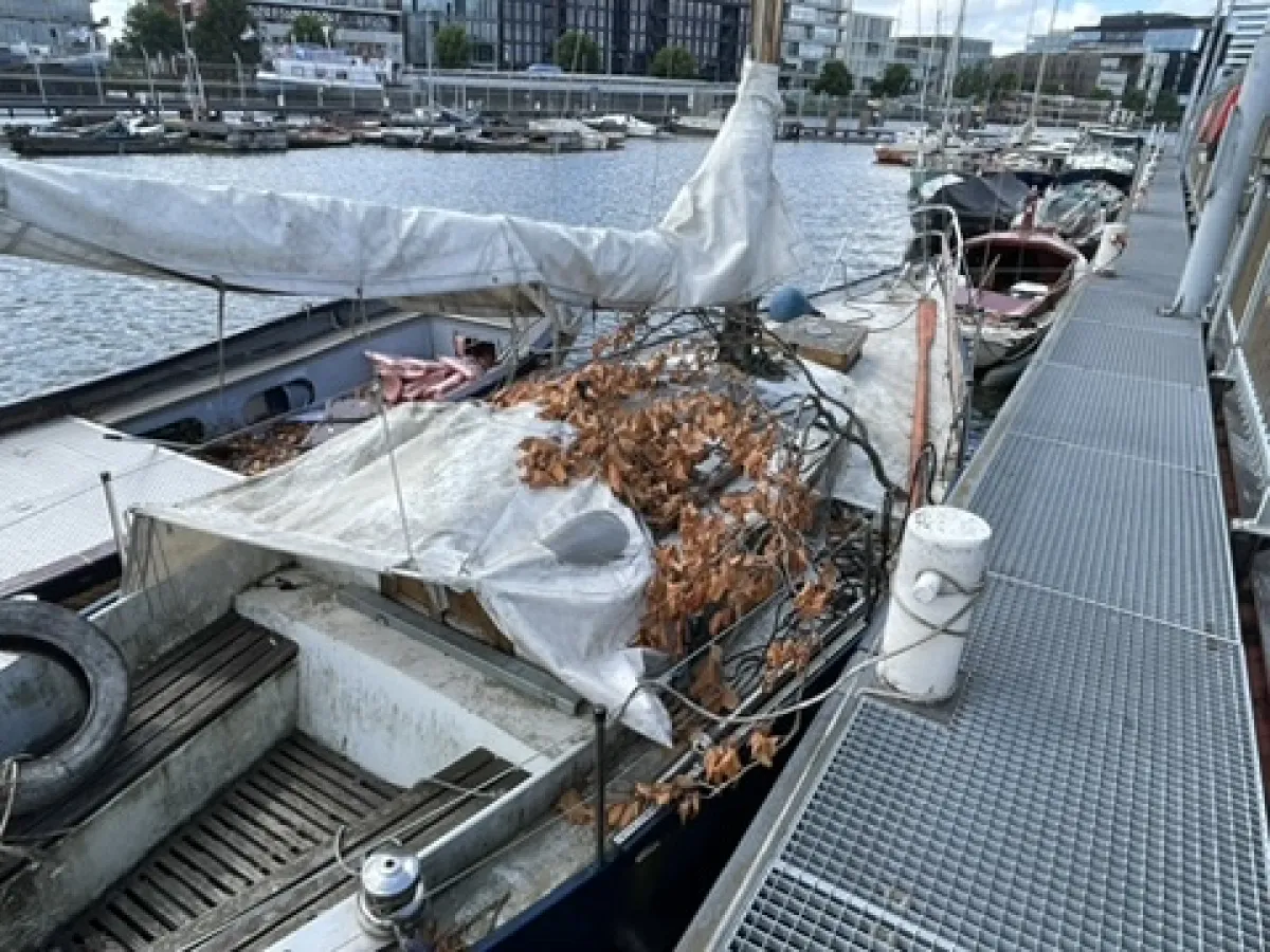 Steel Budgetboat Cabin sailboat 900
