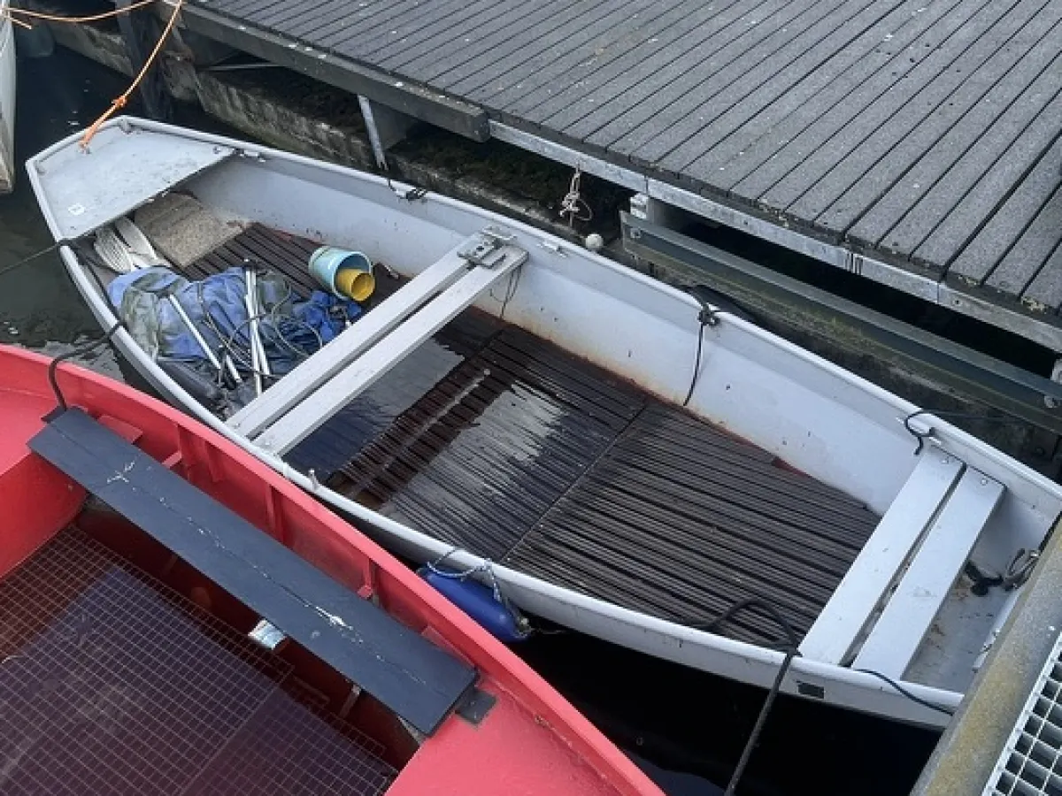 Steel Budgetboat Vlet 380