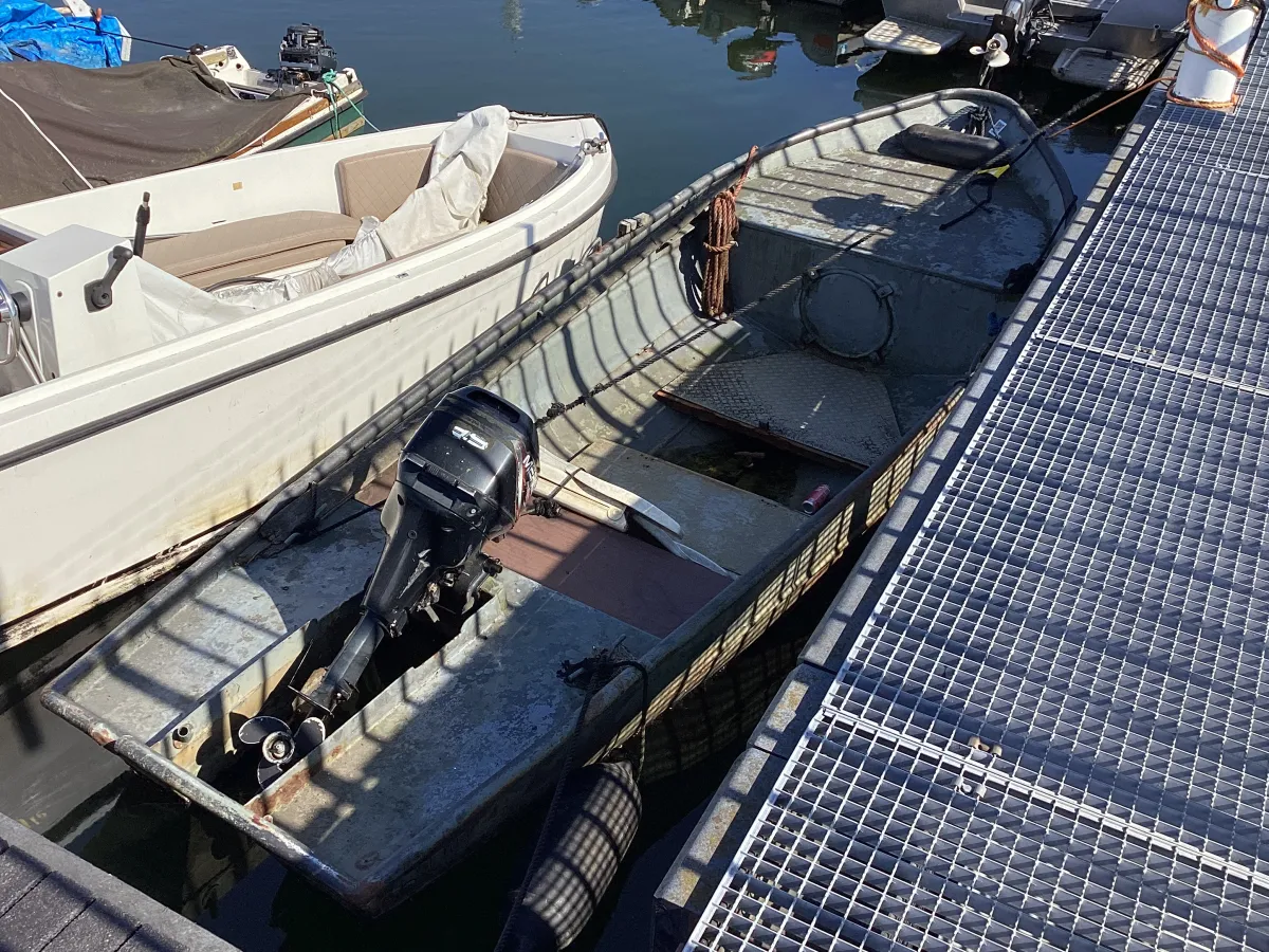 Steel Budgetboat Vlet 500