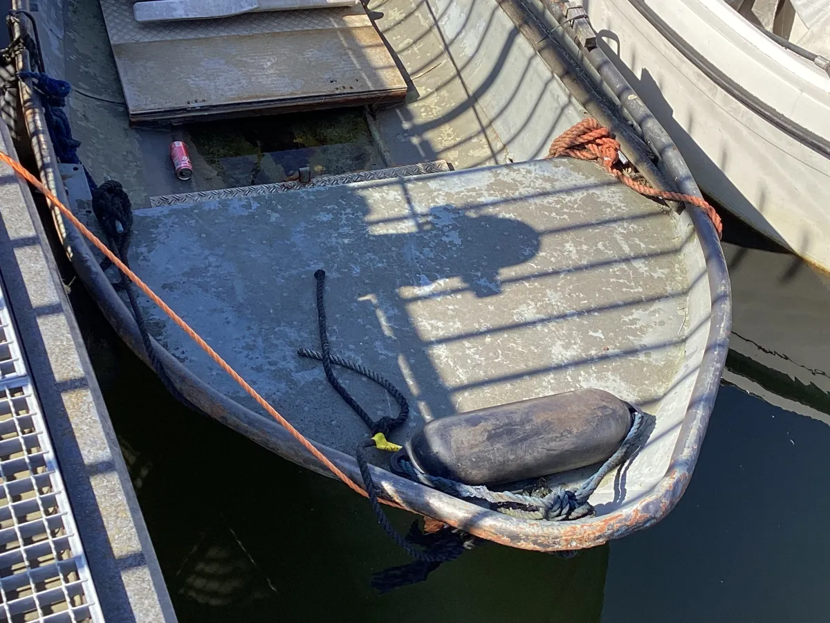 Steel Budgetboat Vlet 500