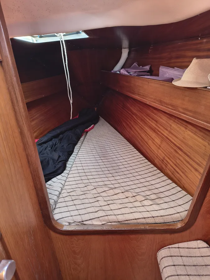 Polyester Sailboat Gibert Marine GibSea 402