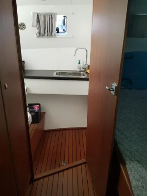 Steel Motorboat Helena kruiser 1070 Photo 26