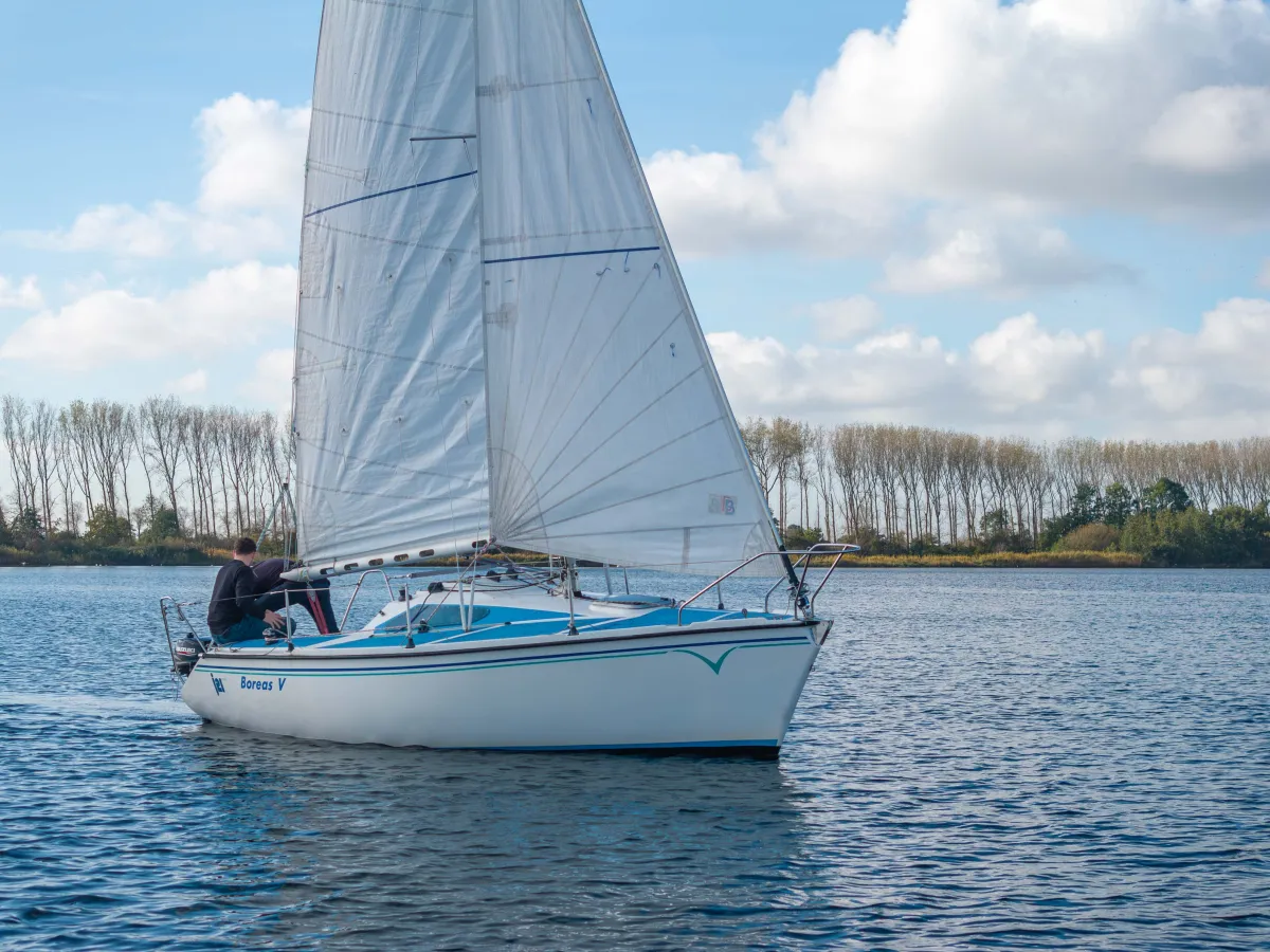 Polyester Sailboat Jantar 21