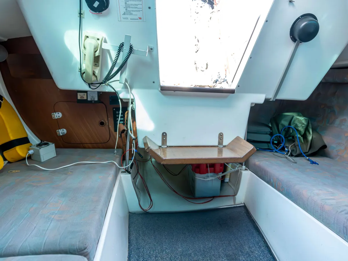 Polyester Sailboat Jantar 21