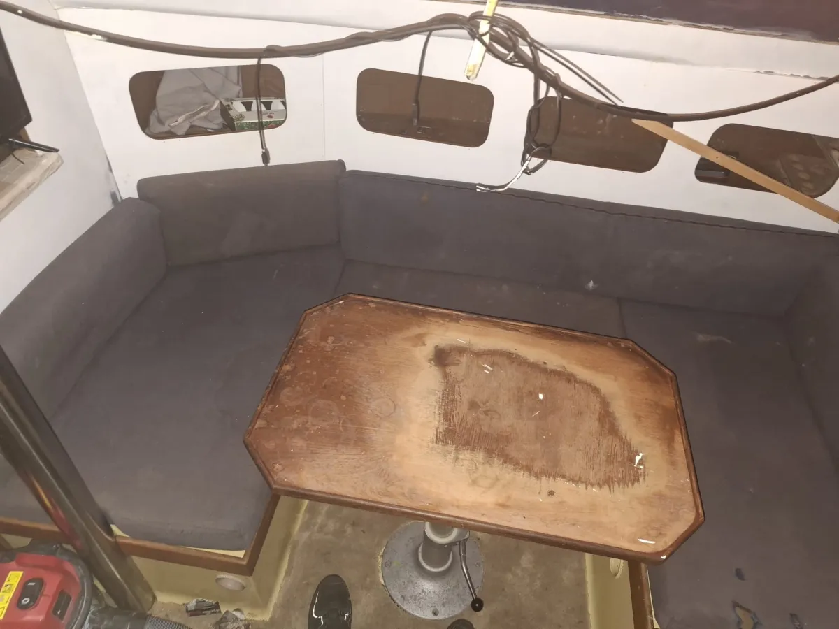 Polyester Sailboat Compromis 850AK