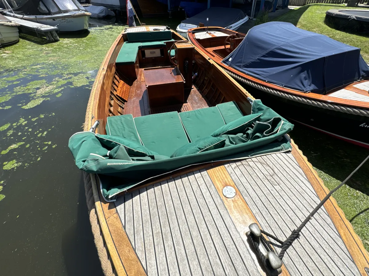 Wood Sloop Plashoevevlet 720