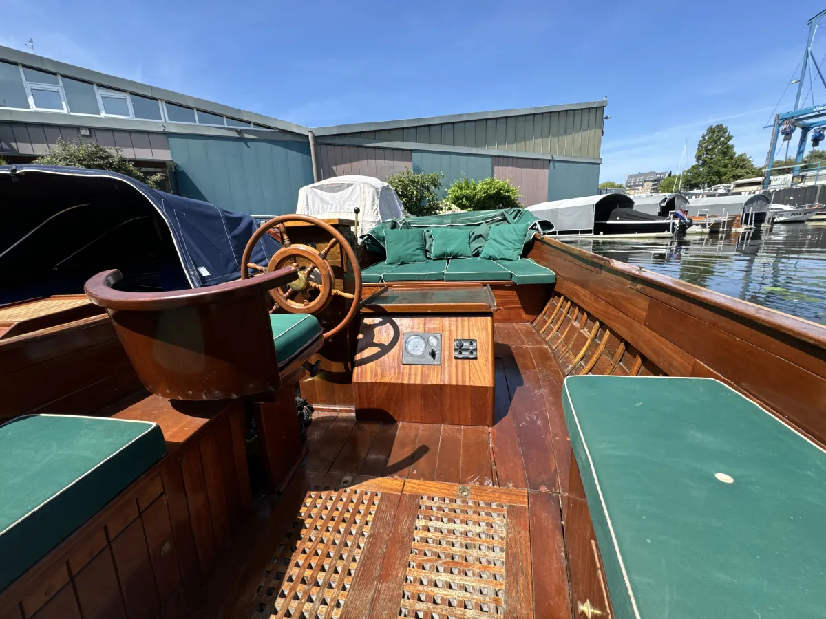 Wood Sloop Plashoevevlet 720