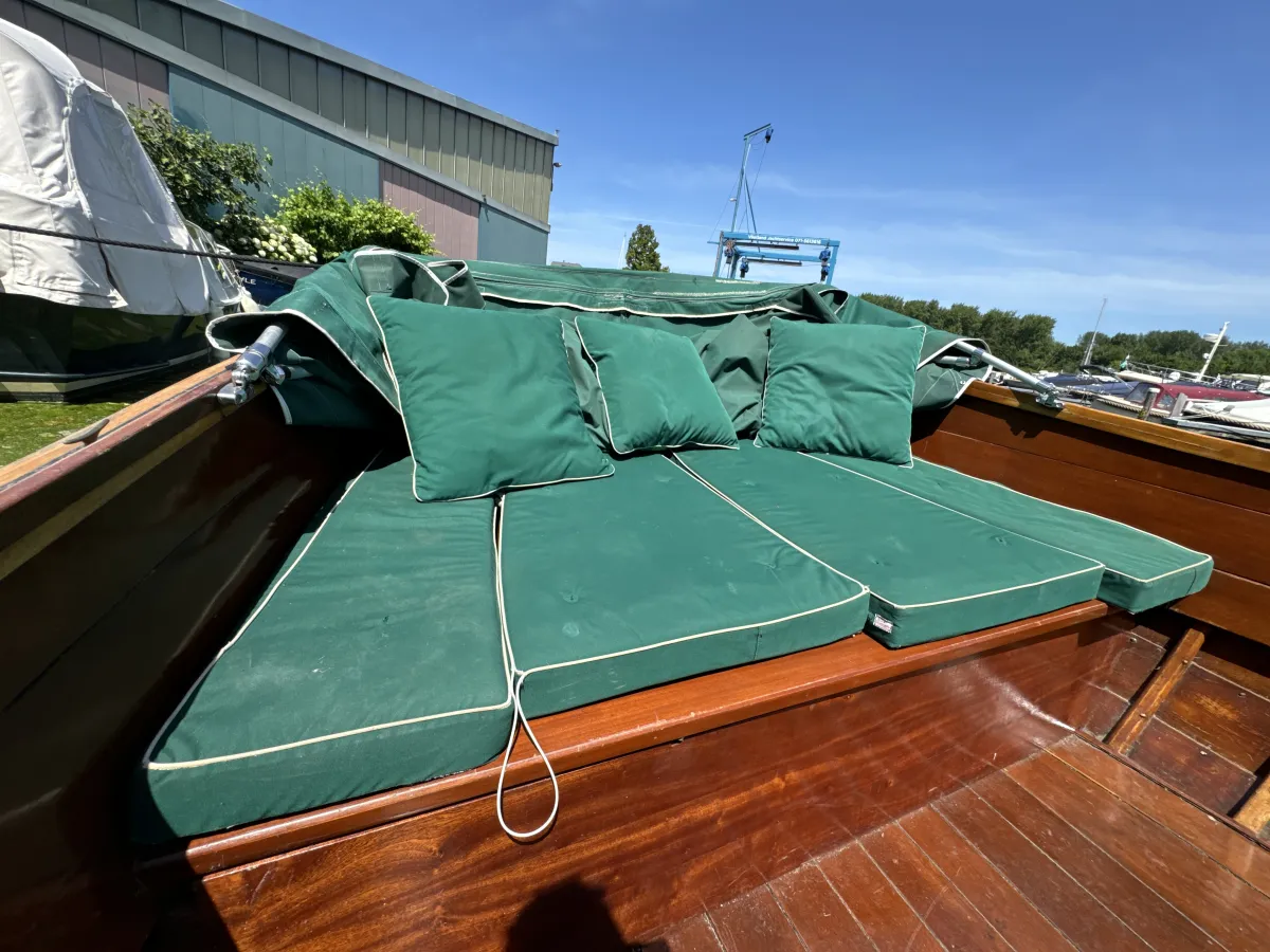 Wood Sloop Plashoevevlet 720