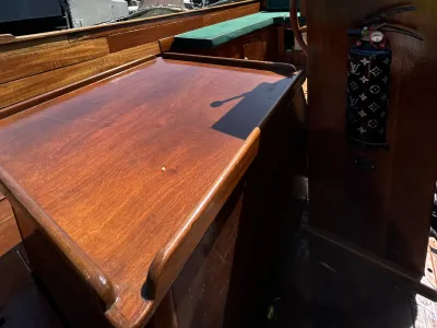 Wood Sloop Plashoevevlet 720 Photo 7