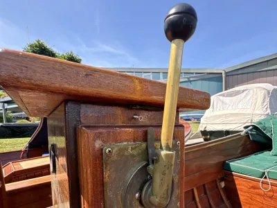 Wood Sloop Plashoevevlet 720 Photo 8
