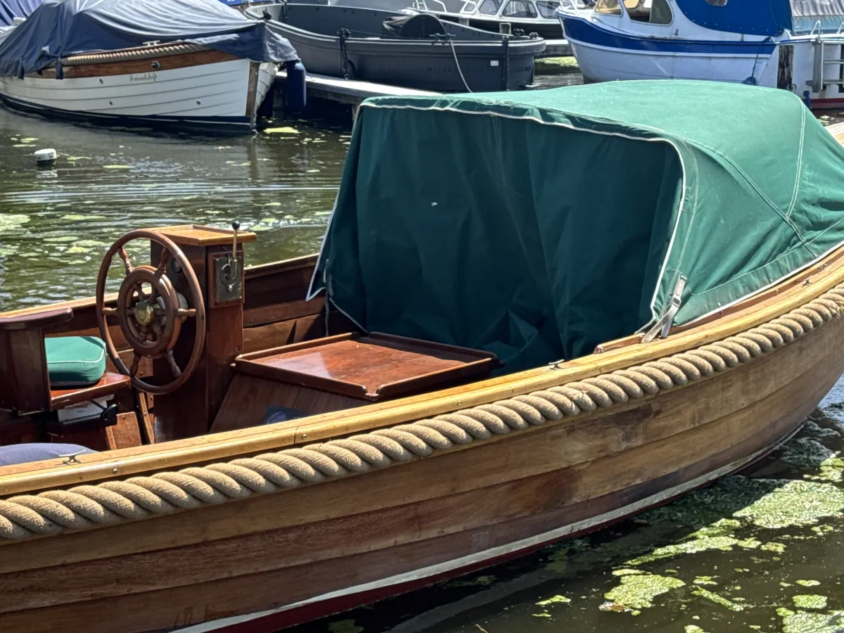 Wood Sloop Plashoevevlet 720