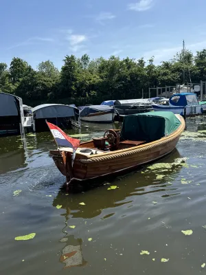 Wood Sloop Plashoevevlet 720 Photo 21