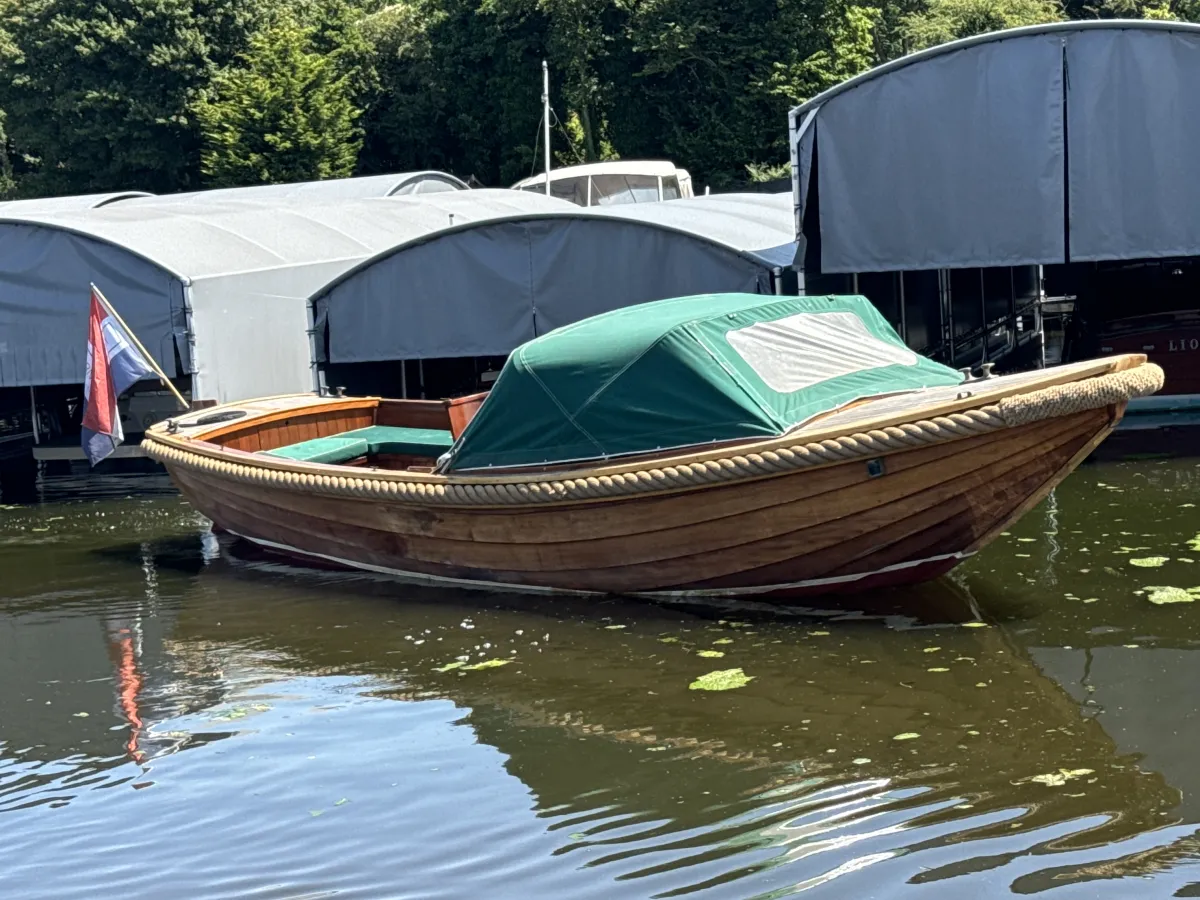 Wood Sloop Plashoevevlet 720