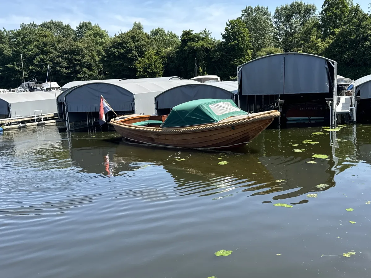 Wood Sloop Plashoevevlet 720