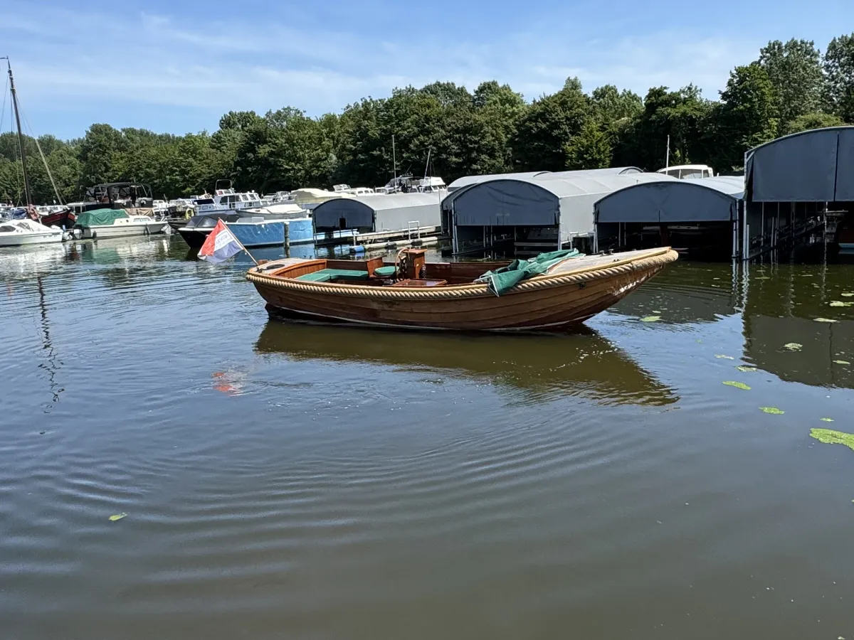 Wood Sloop Plashoevevlet 720